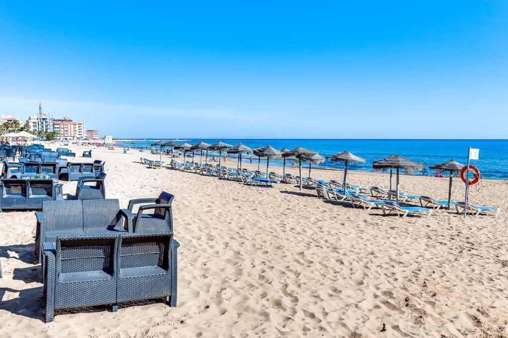 Pinada Beach IV New & Comfort. Apartment, 1St Line To The Beach, Sunterrace+Pool La Mata  Ngoại thất bức ảnh